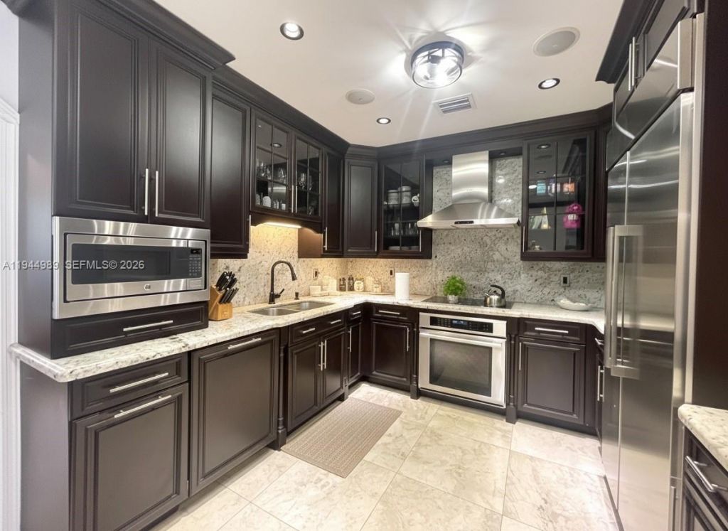 3069 SW 21st St, Miami, FL 33145 Photo