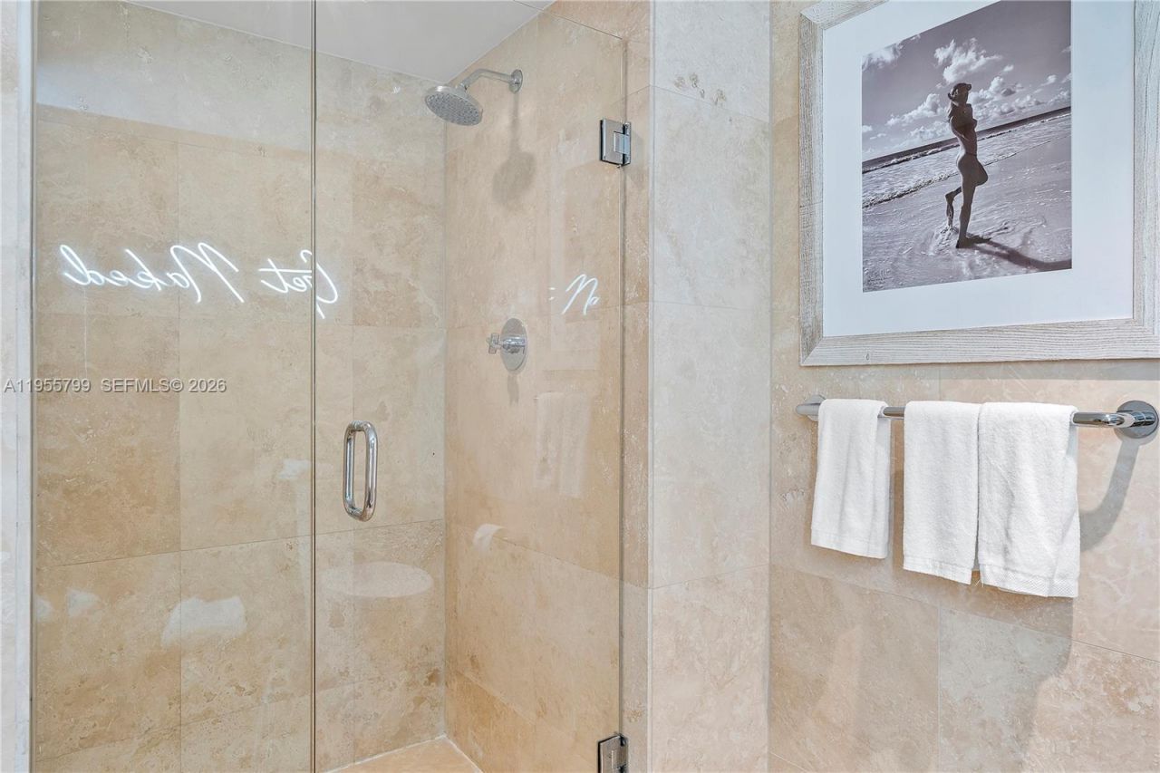 102 24th St , Unit 1427, Miami Beach, FL 33139 Photo