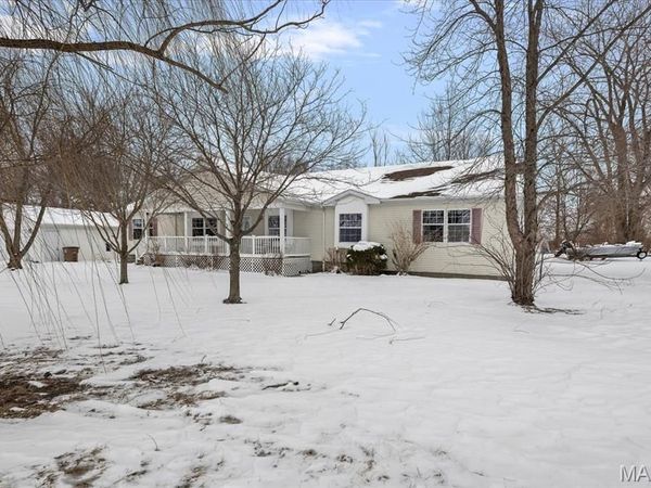 13560 GILMORE Road, Auburn, IL 62615