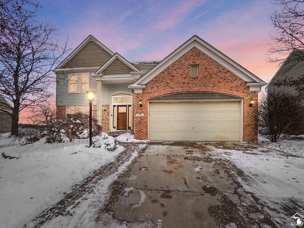 830 Kings Park Road, Monroe, MI 48161