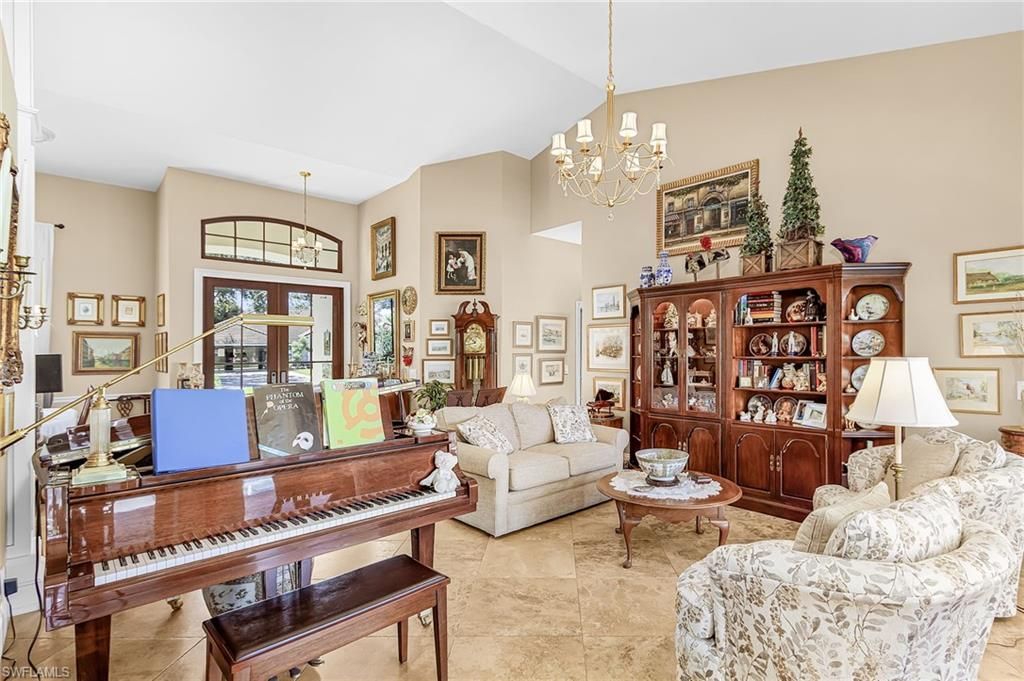 2025 Mission Dr, Naples, FL 34109 Photo
