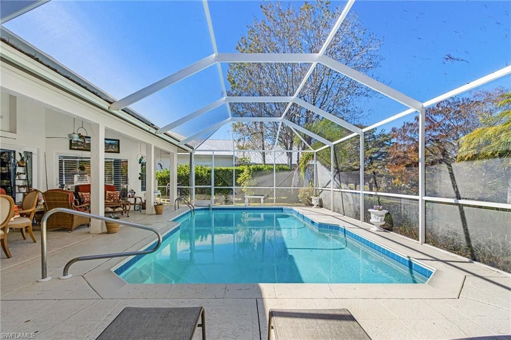 2025 Mission Dr, Naples, FL 34109 Photo