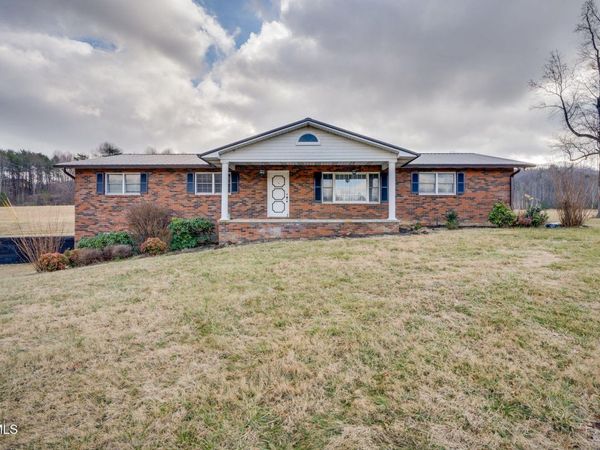 2517 Sinking Creek Road, Johnson City, TN 37604