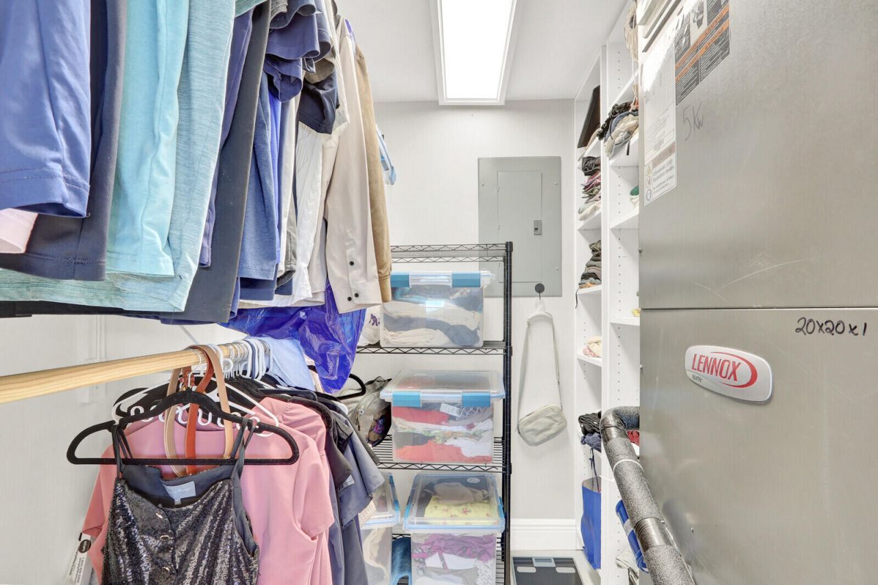 236 Castlewood Drive, Unit 305, North Palm Beach, FL 33408 Photo