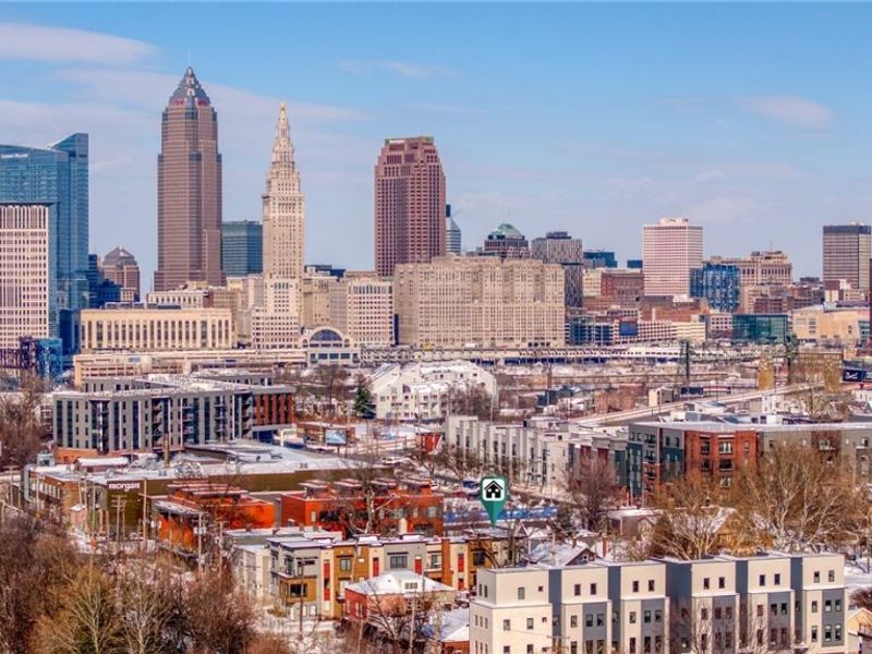 2104 Freeman Avenue, Cleveland, OH 44113 Photo 2