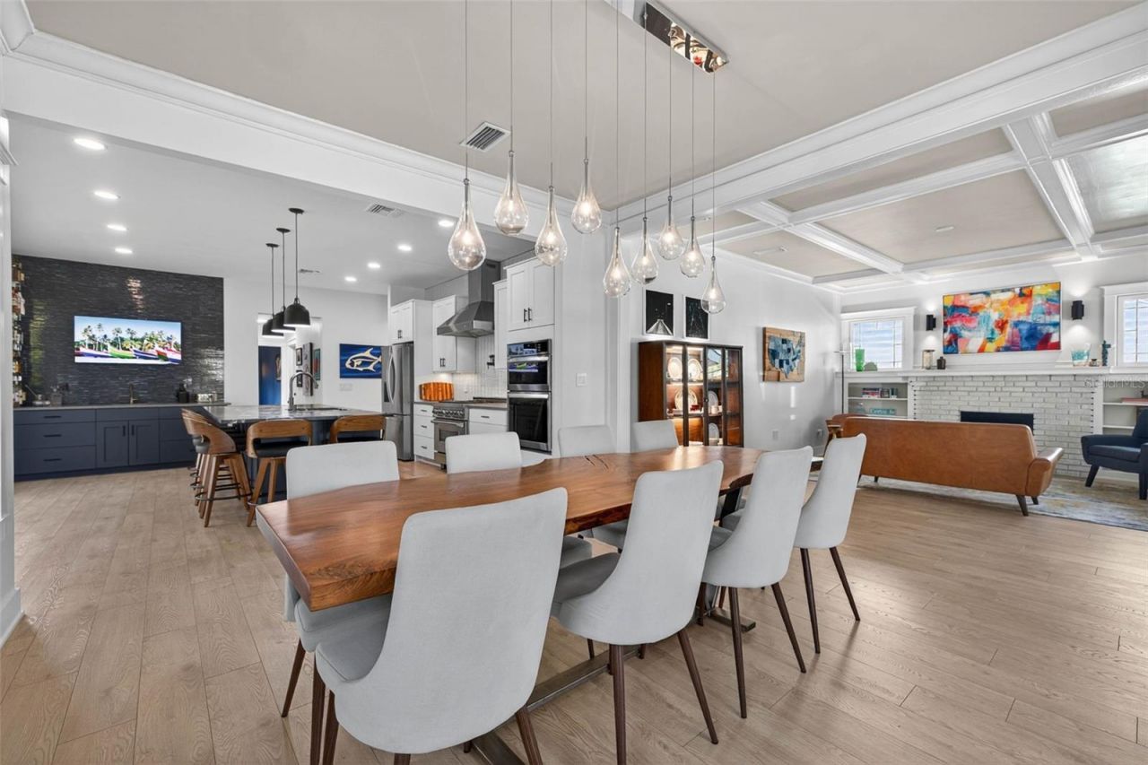 2822 Burlington Avenue N, Saint Petersburg, FL 33713 Photo