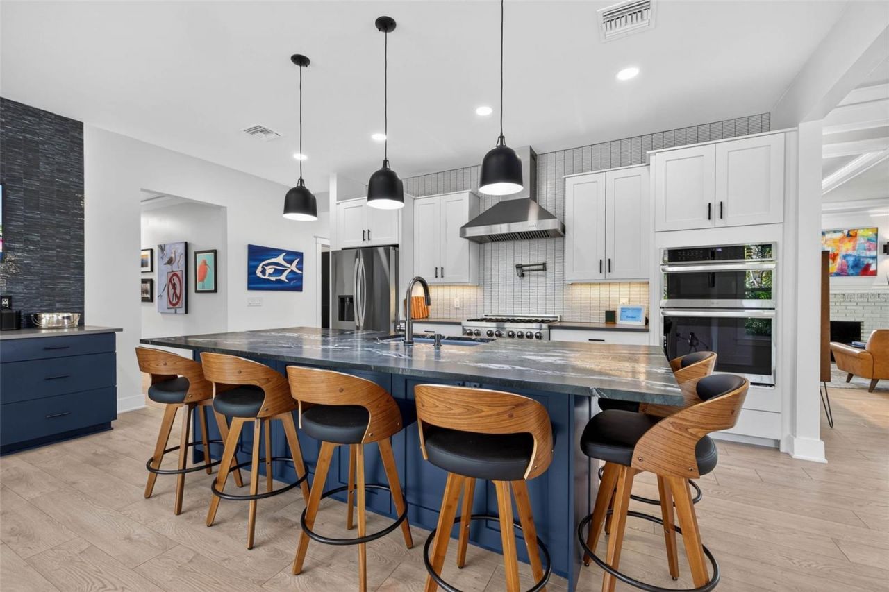 2822 Burlington Avenue N, Saint Petersburg, FL 33713 Photo