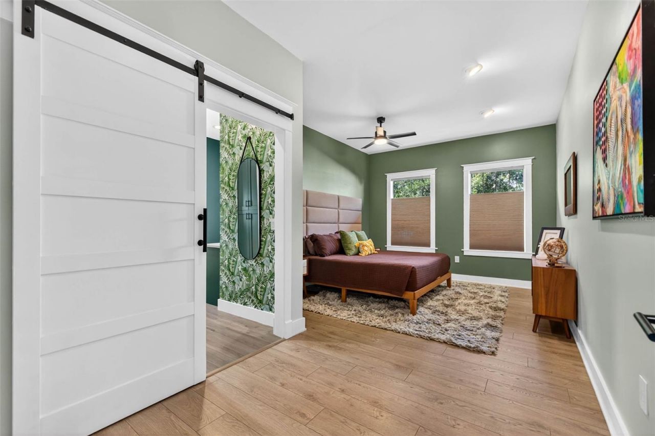 2822 Burlington Avenue N, Saint Petersburg, FL 33713 Photo