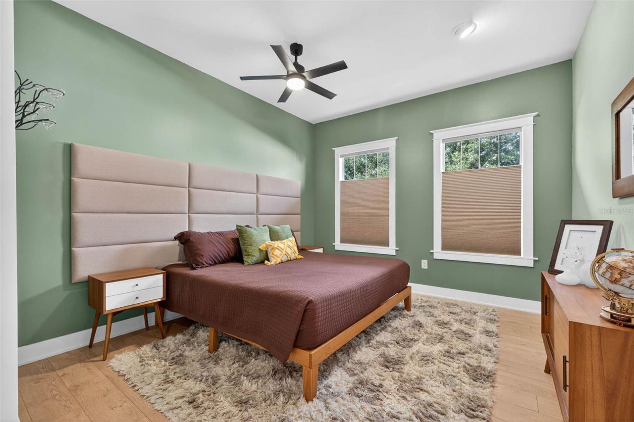 2822 Burlington Avenue N, Saint Petersburg, FL 33713 Photo