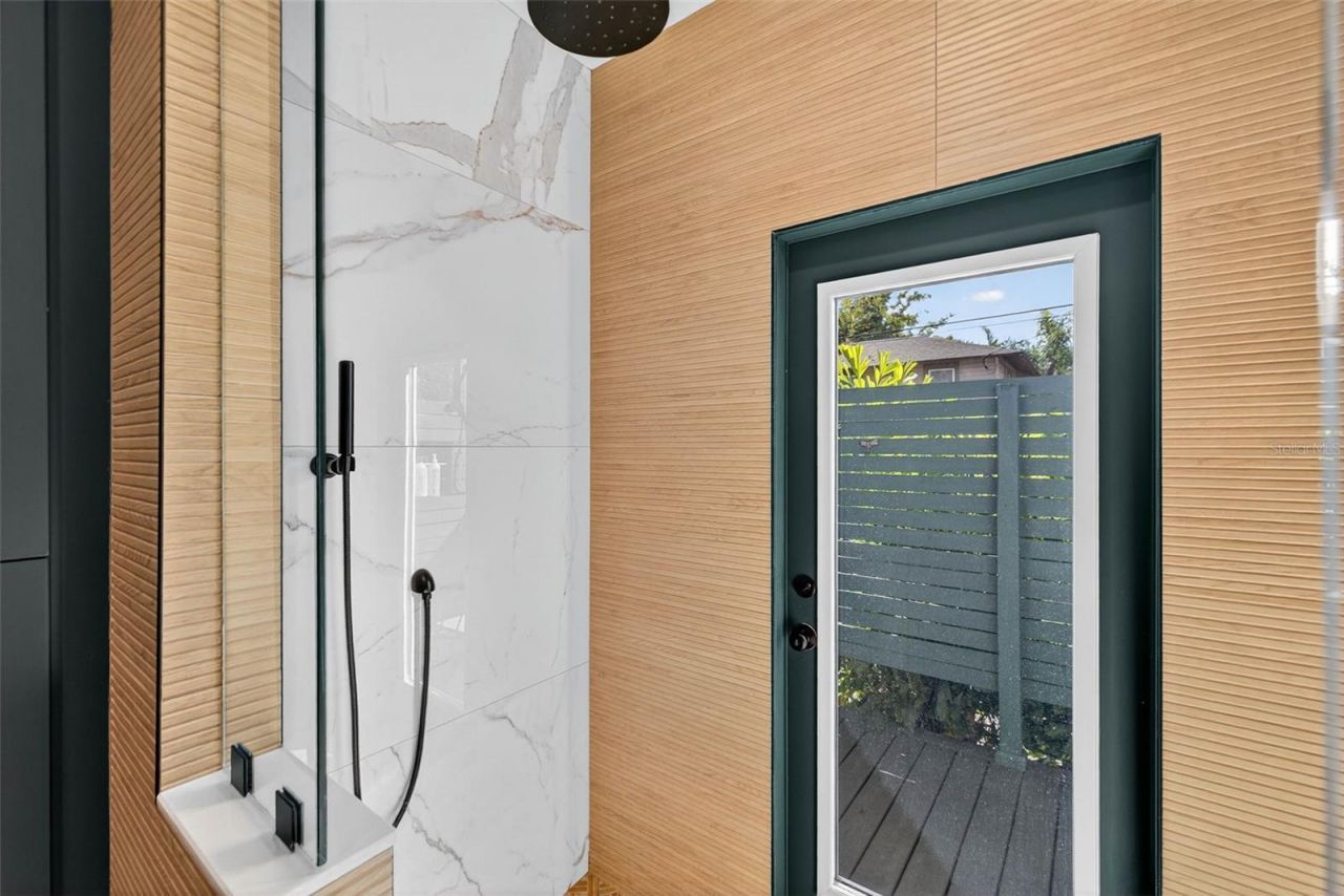 2822 Burlington Avenue N, Saint Petersburg, FL 33713 Photo