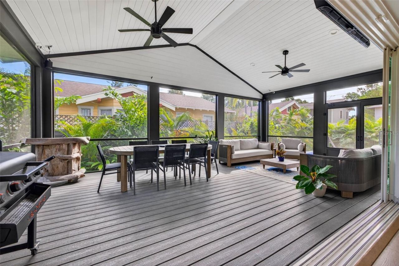 2822 Burlington Avenue N, Saint Petersburg, FL 33713 Photo