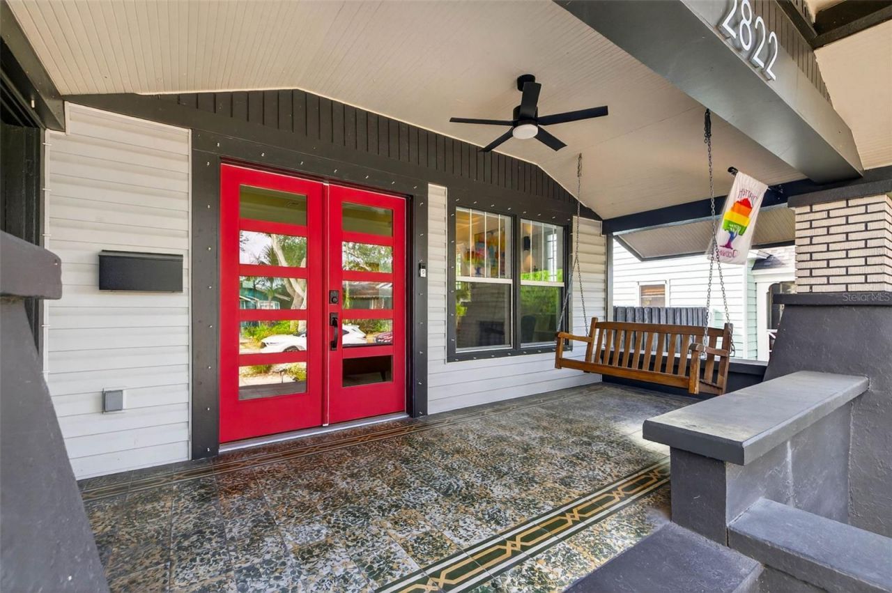 2822 Burlington Avenue N, Saint Petersburg, FL 33713 Photo