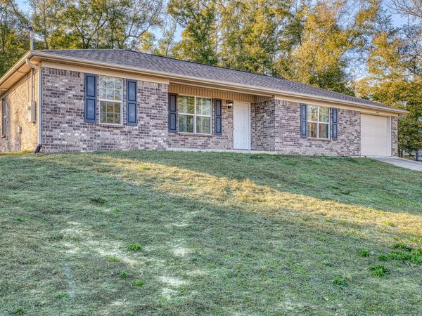 5179 Lake End Dr Drive, Milton, FL 32583