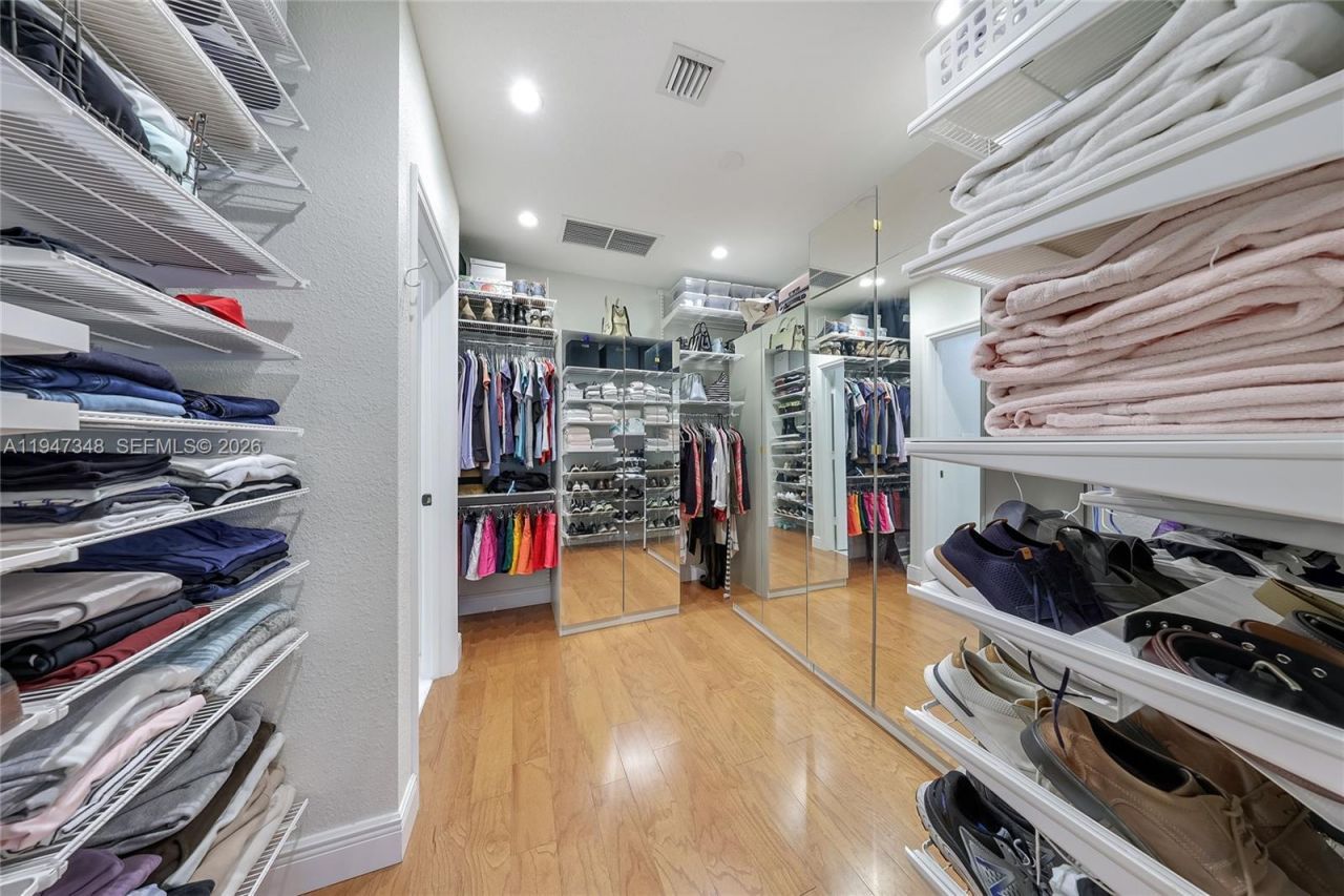 1402 Tangier St, Coral Gables, FL 33134 Photo