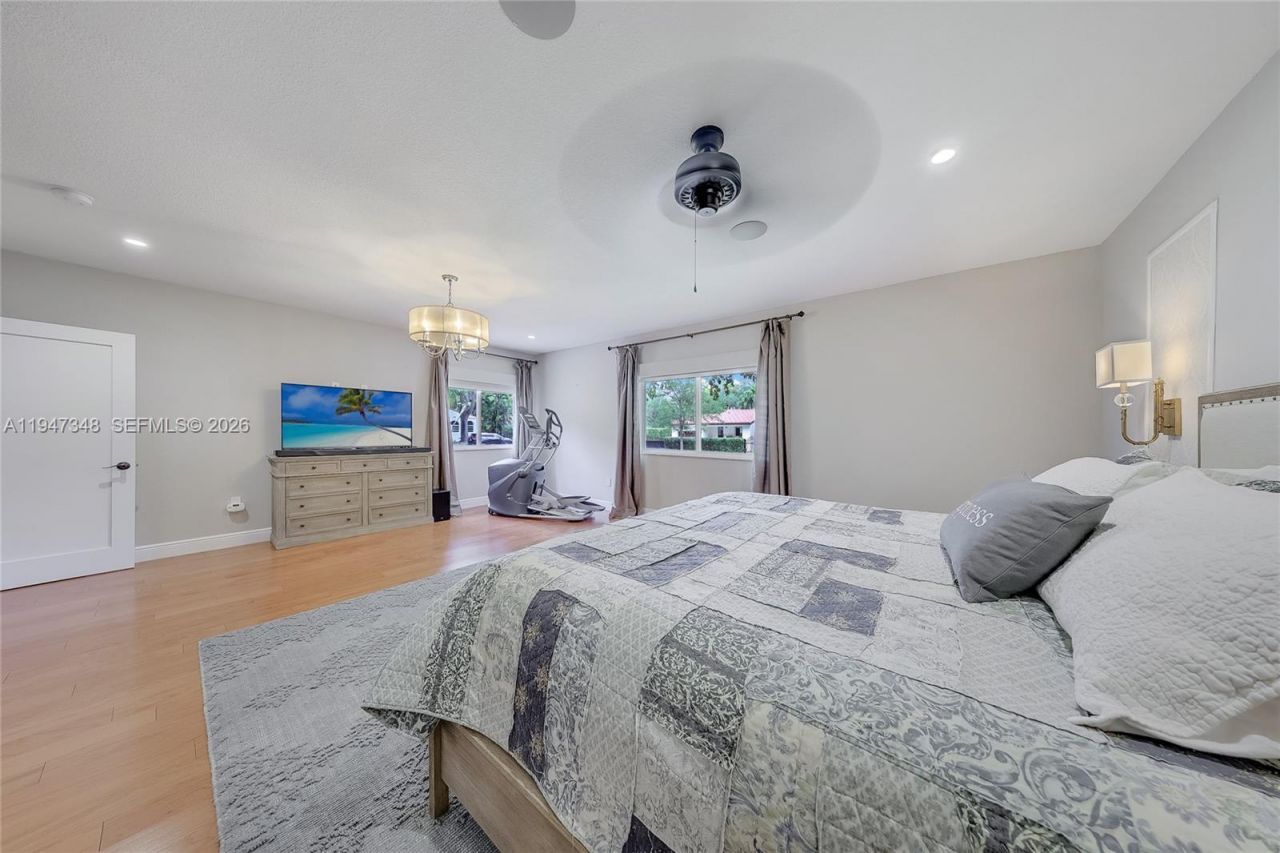 1402 Tangier St, Coral Gables, FL 33134 Photo