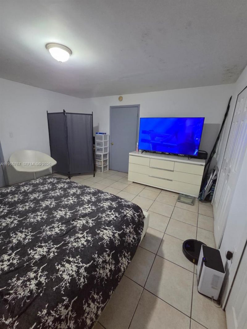 812 86th St, Unit 1R, Miami Beach, FL 33141 Photo