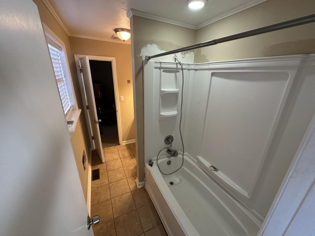 299 Warren Street Photo 16