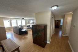 299 Warren Street photo 4