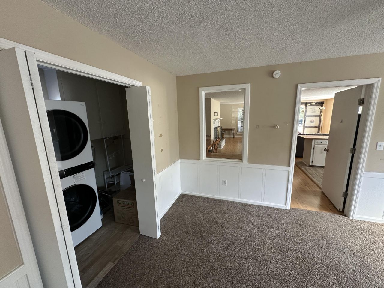 299 Warren Street Photo 8