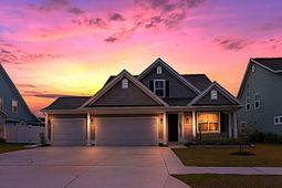 656 Yellow Leaf Lane photo 4