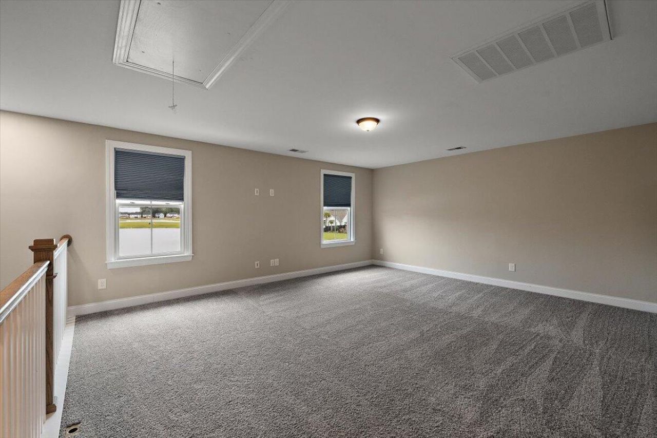 656 Yellow Leaf Lane Photo 23