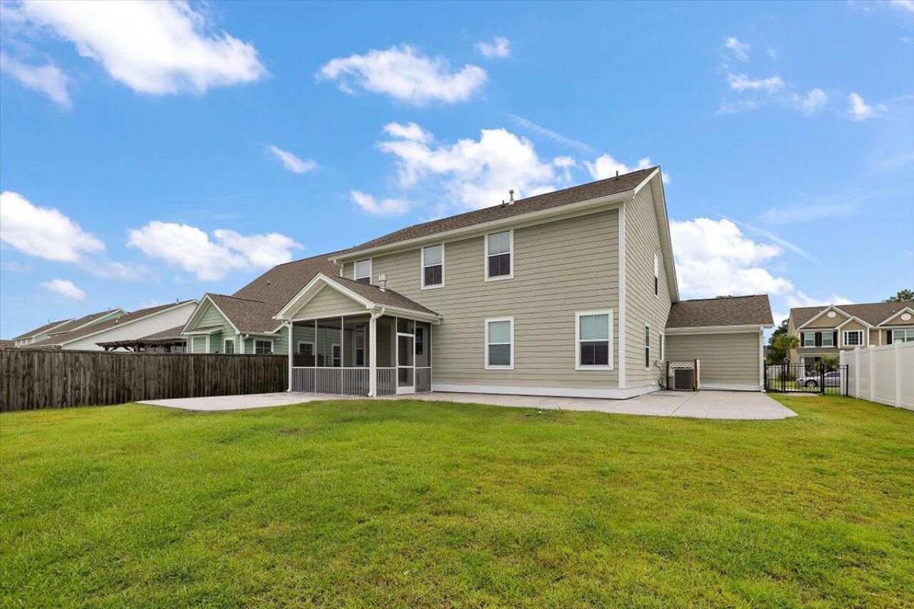656 Yellow Leaf Lane Photo 35