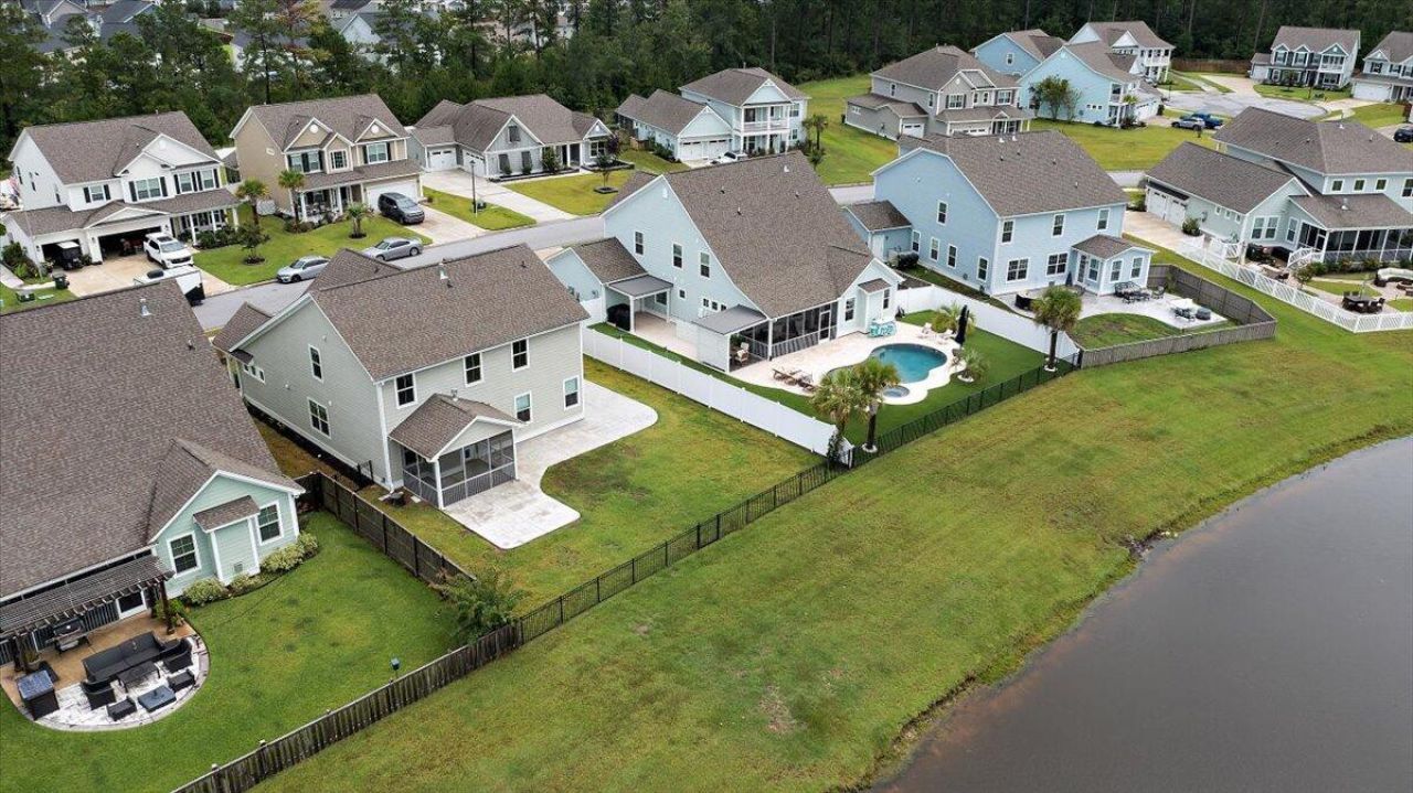 656 Yellow Leaf Lane Photo 40