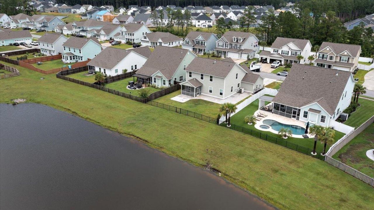 656 Yellow Leaf Lane Photo 41