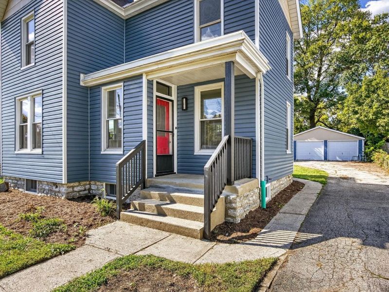 415 Arlington Avenue, Lockland, OH 45215 Photo 3