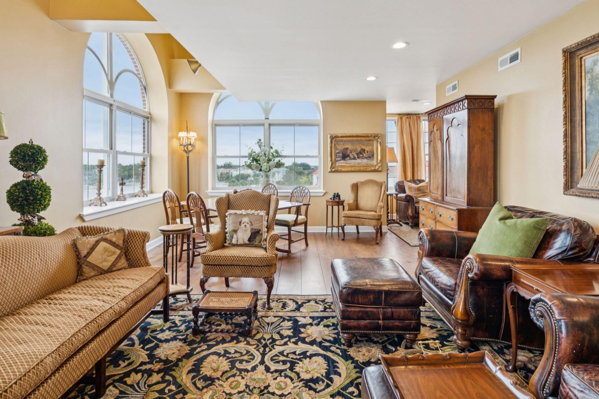 55 Ashley Avenue Photo 6