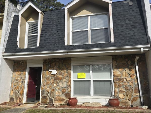 11 Pine Canyon Drive SW, Atlanta, GA 30331