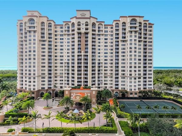 6597 Nicholas BLVD E, Unit 405, NAPLES, FL 34108
