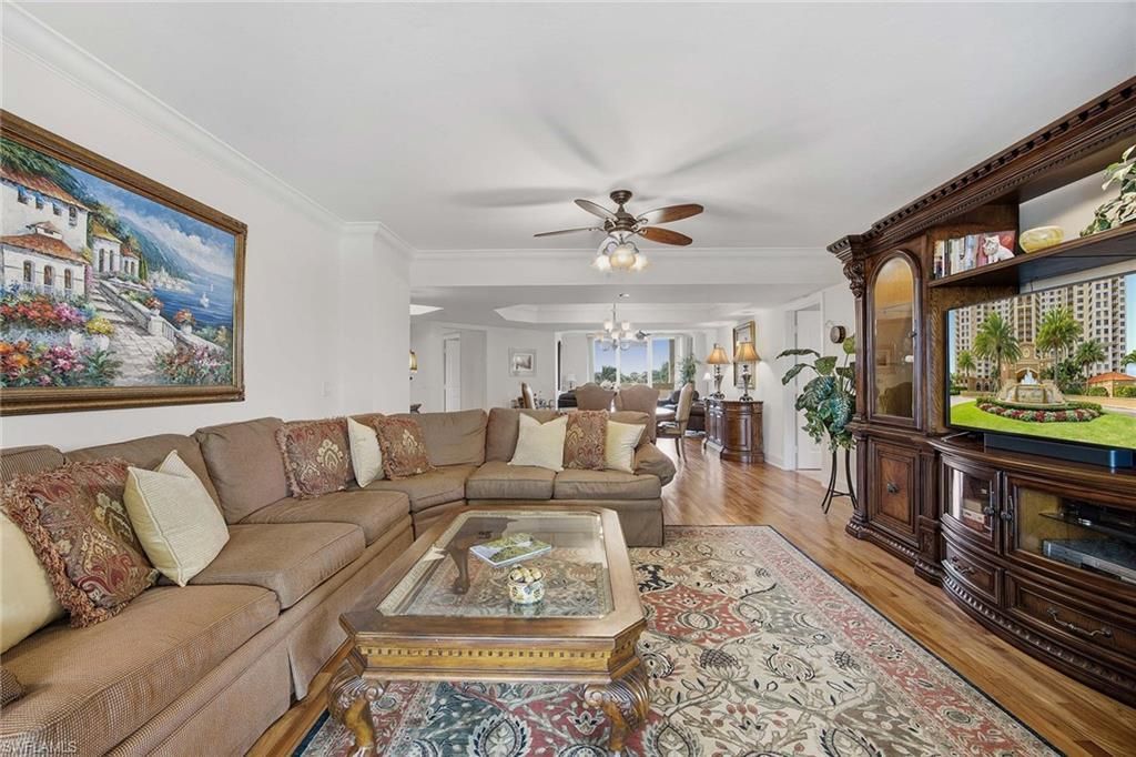6597 Nicholas Blvd E, Unit 405, Naples, FL 34108 Photo