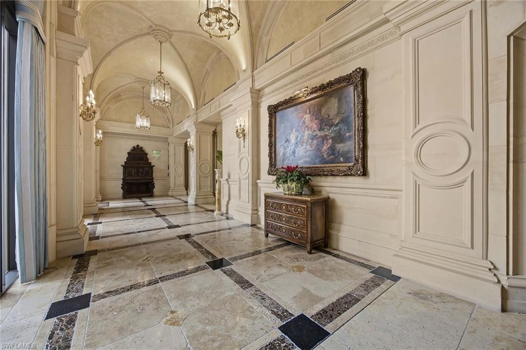 6597 Nicholas Blvd E, Unit 405, Naples, FL 34108 Photo