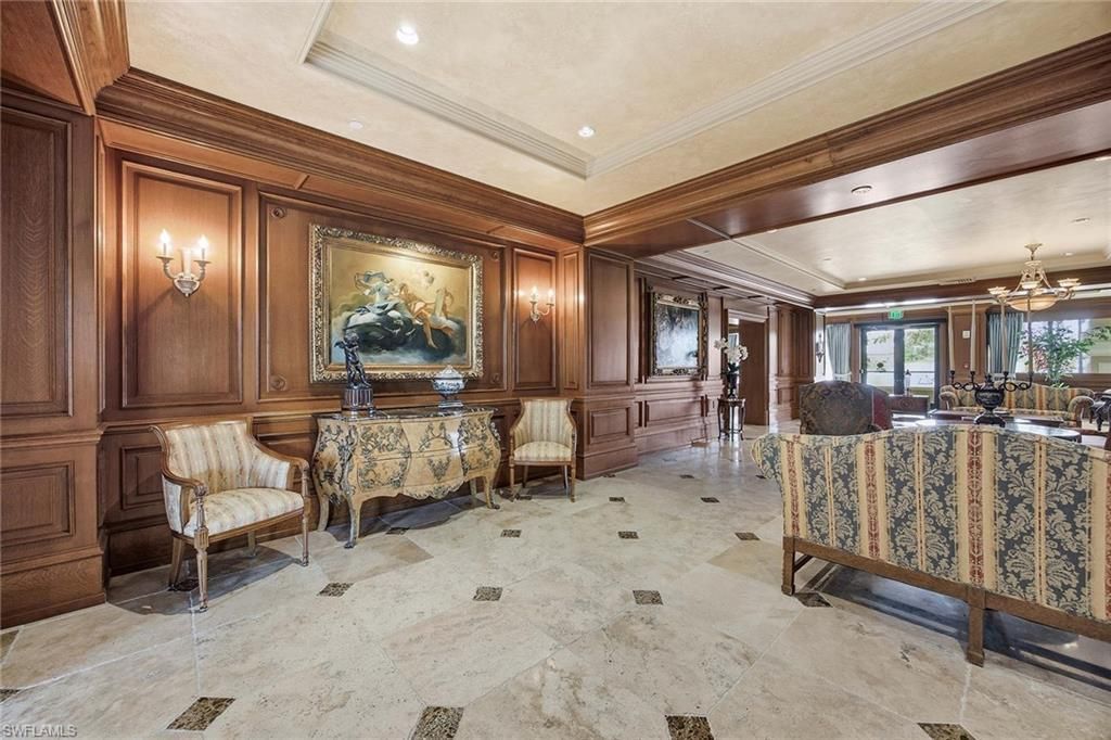 6597 Nicholas Blvd E, Unit 405, Naples, FL 34108 Photo