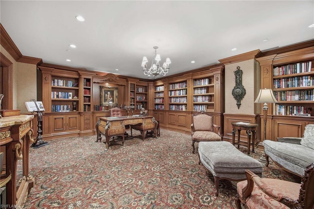 6597 Nicholas Blvd E, Unit 405, Naples, FL 34108 Photo
