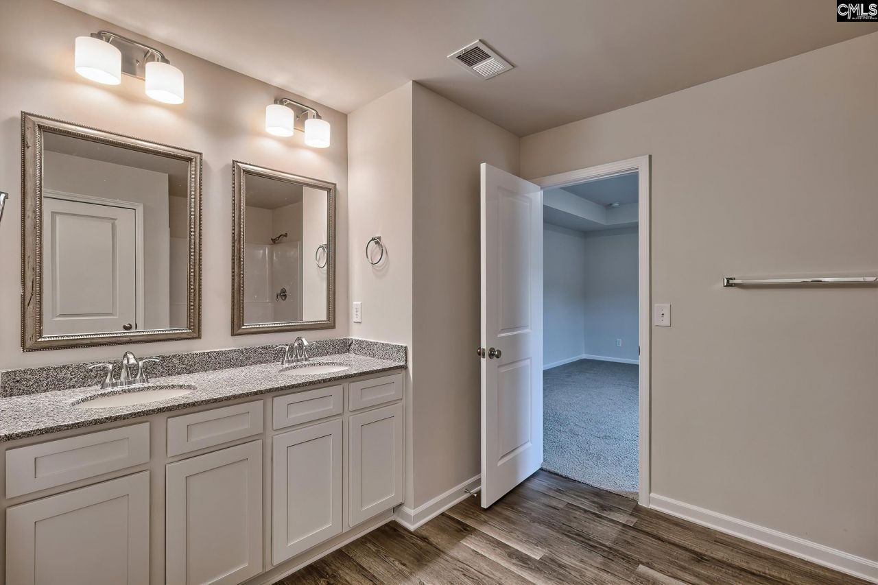 629 Marbled Teal Lane Photo 32