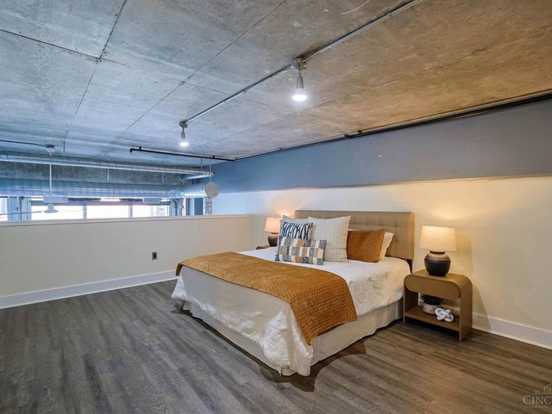 353 W Fourth Street, Unit 210, Cincinnati, OH 45202 Photo 12
