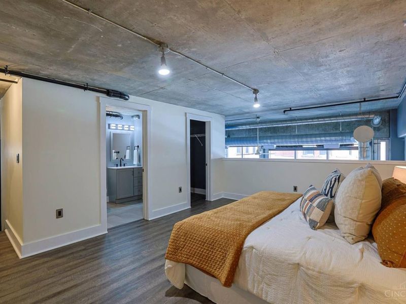 353 W Fourth Street, Unit 210, Cincinnati, OH 45202 Photo 14