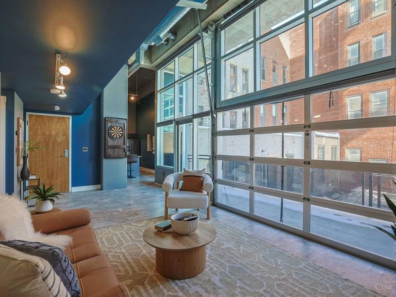 353 W Fourth Street, Unit 210, Cincinnati, OH 45202 Photo 9