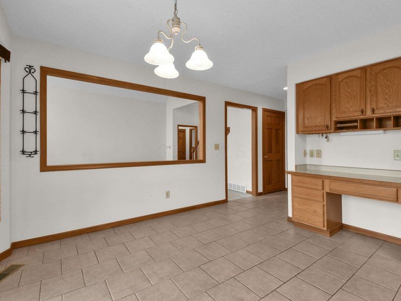 28 Calumet Drive N, Granville, OH 43023 Photo 8