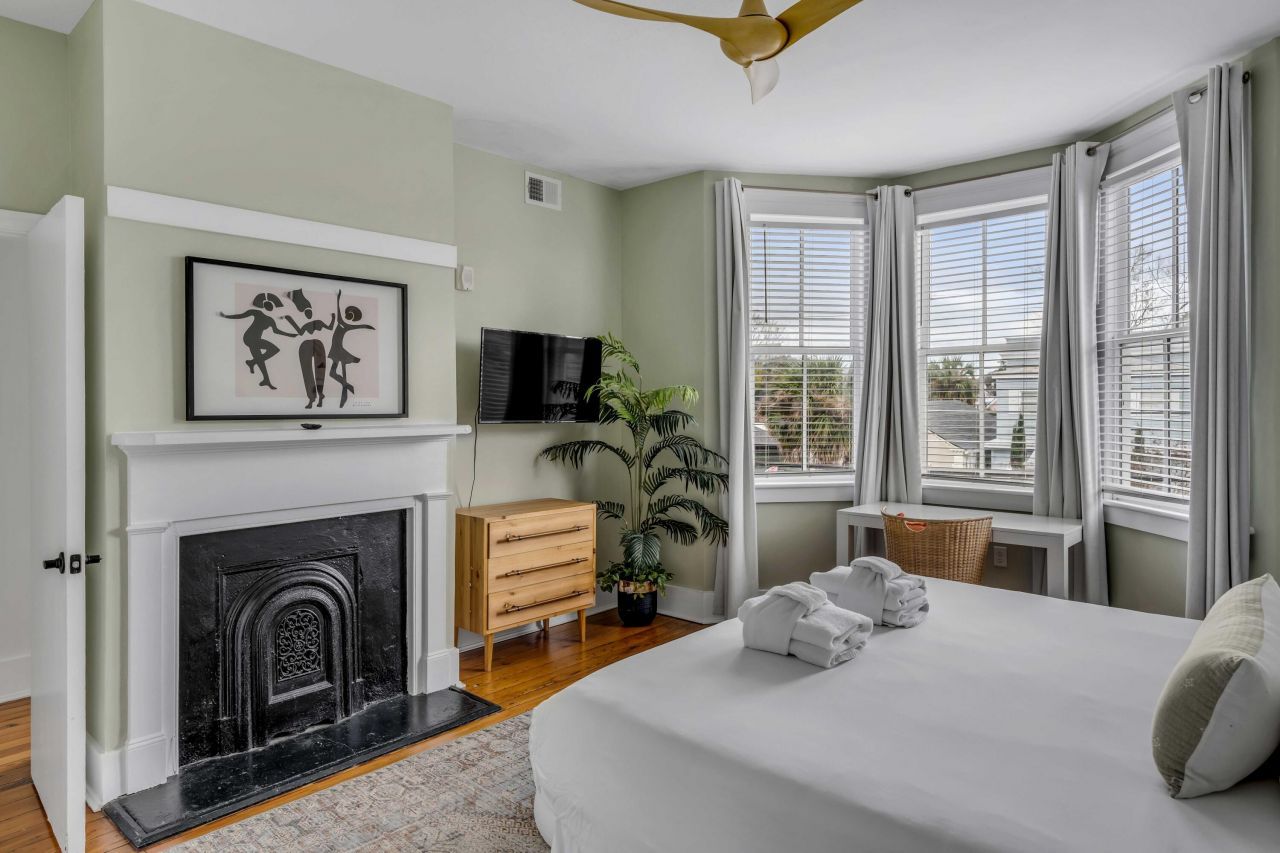 140 Spring Street Photo 29