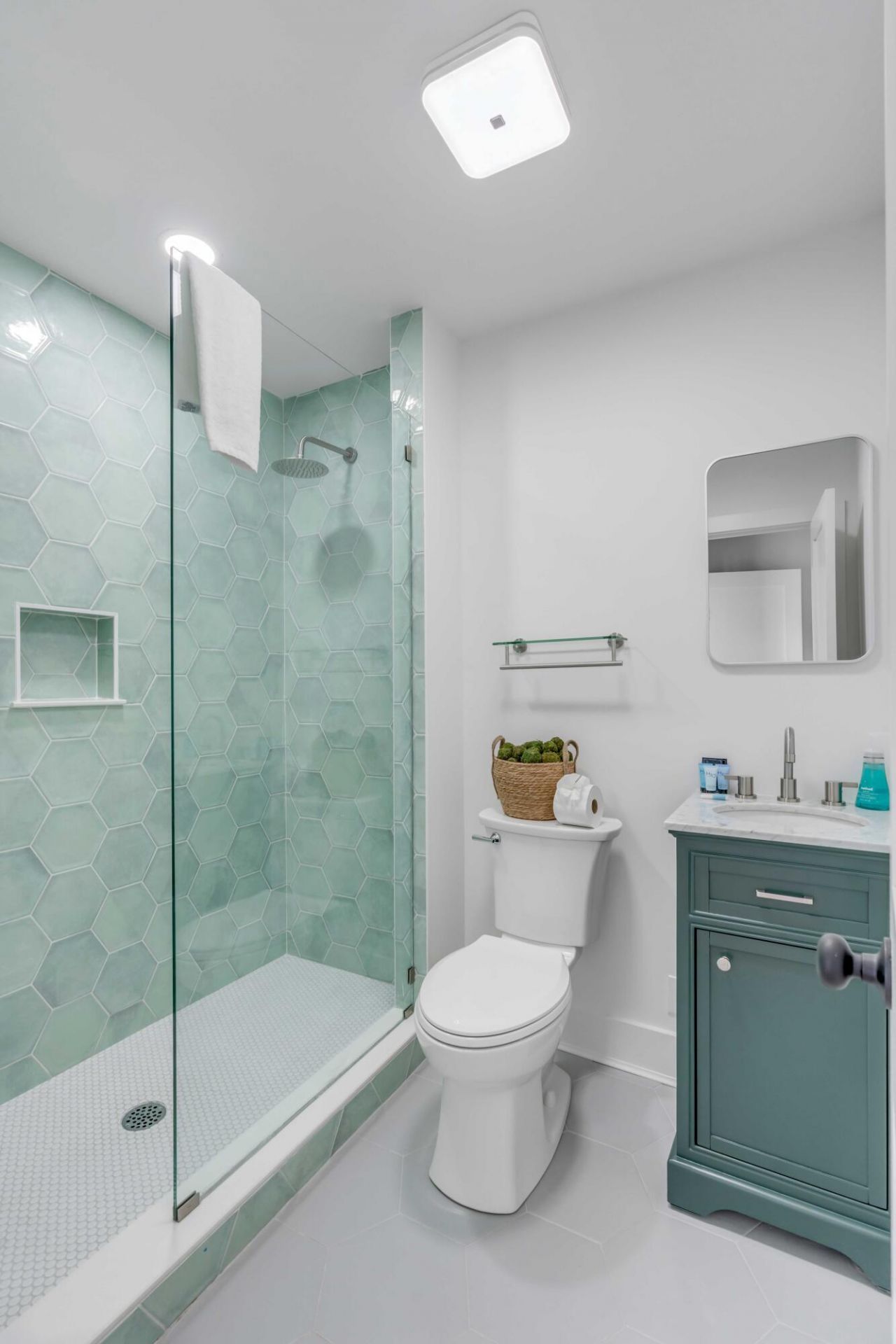 140 Spring Street Photo 9