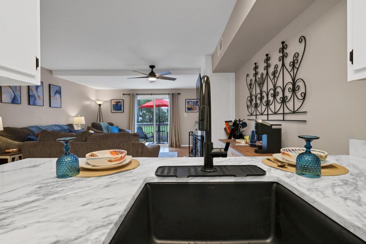 265 Sea Cloud Circle Photo 16