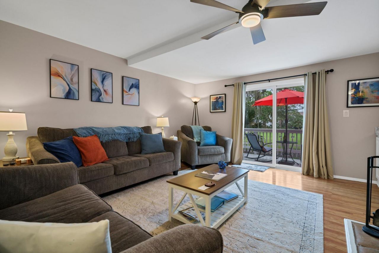 265 Sea Cloud Circle Photo 6