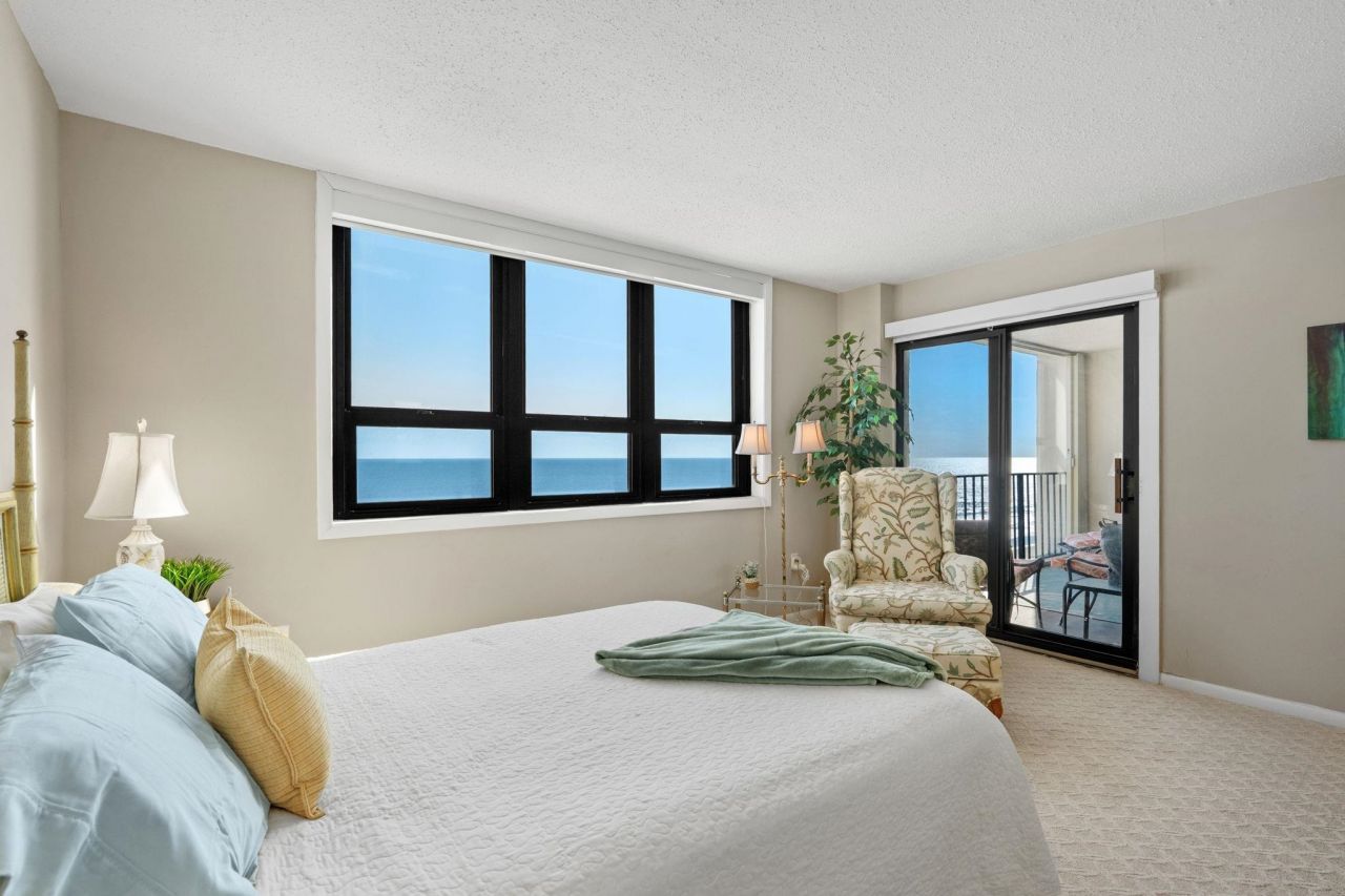 10100 Beach Club Dr. Photo 23