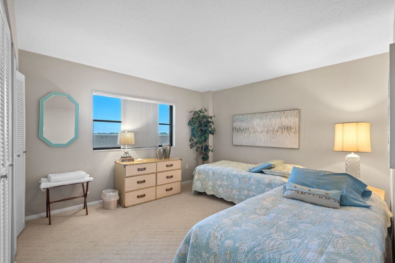 10100 Beach Club Dr. Photo 27