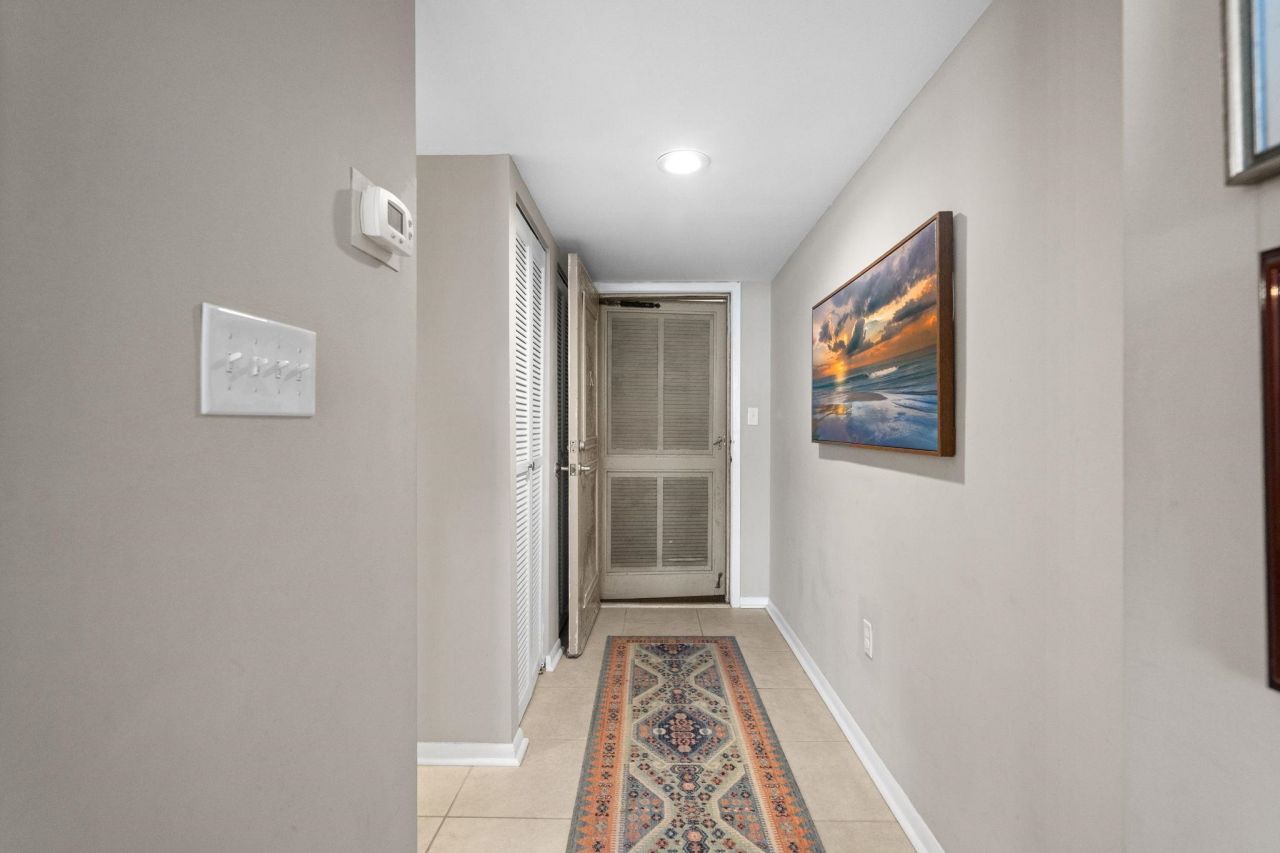 10100 Beach Club Dr. Photo 9