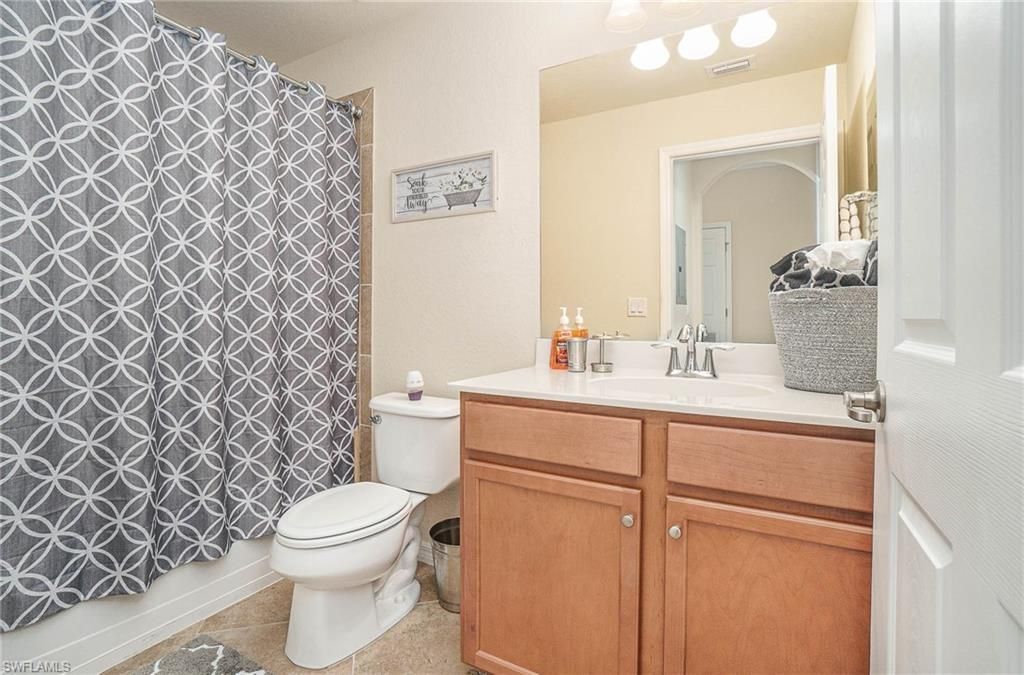 9731 Acqua Ct, Unit 533, Naples, FL 34113 Photo