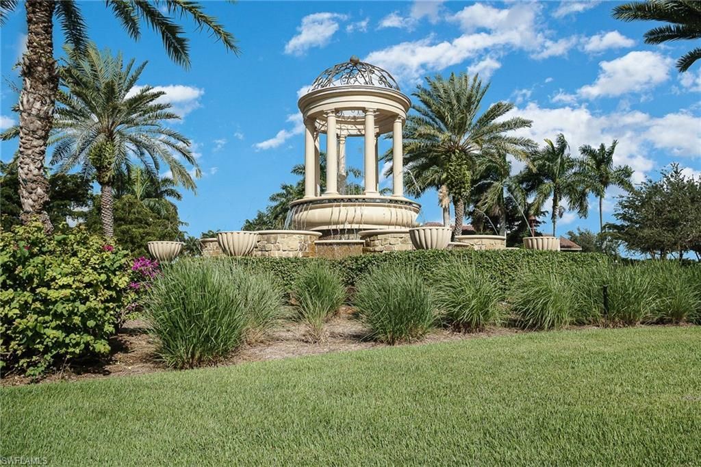 9731 Acqua Ct, Unit 533, Naples, FL 34113 Photo